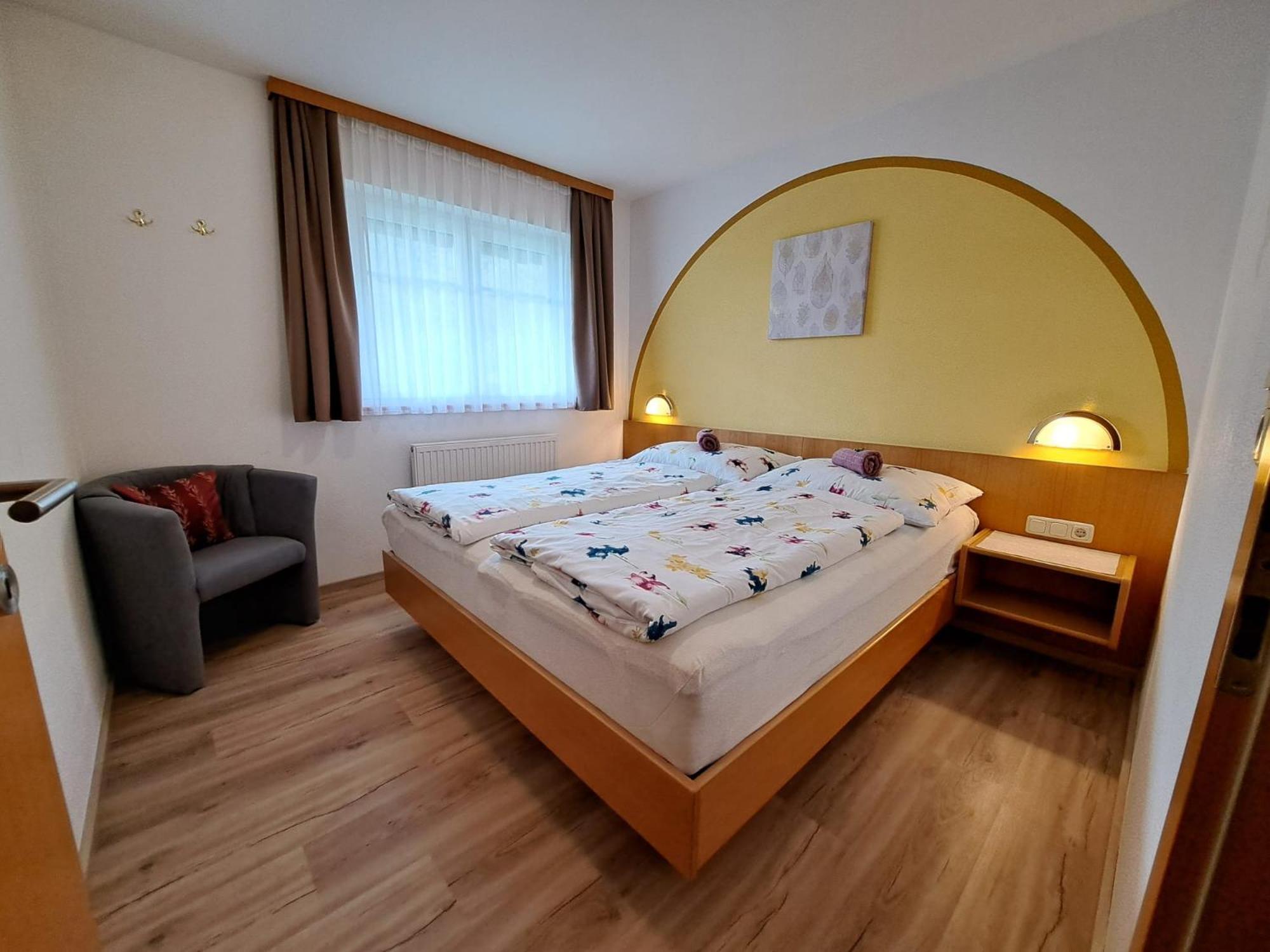 Apart-Alpin Stanzach Exteriör bild