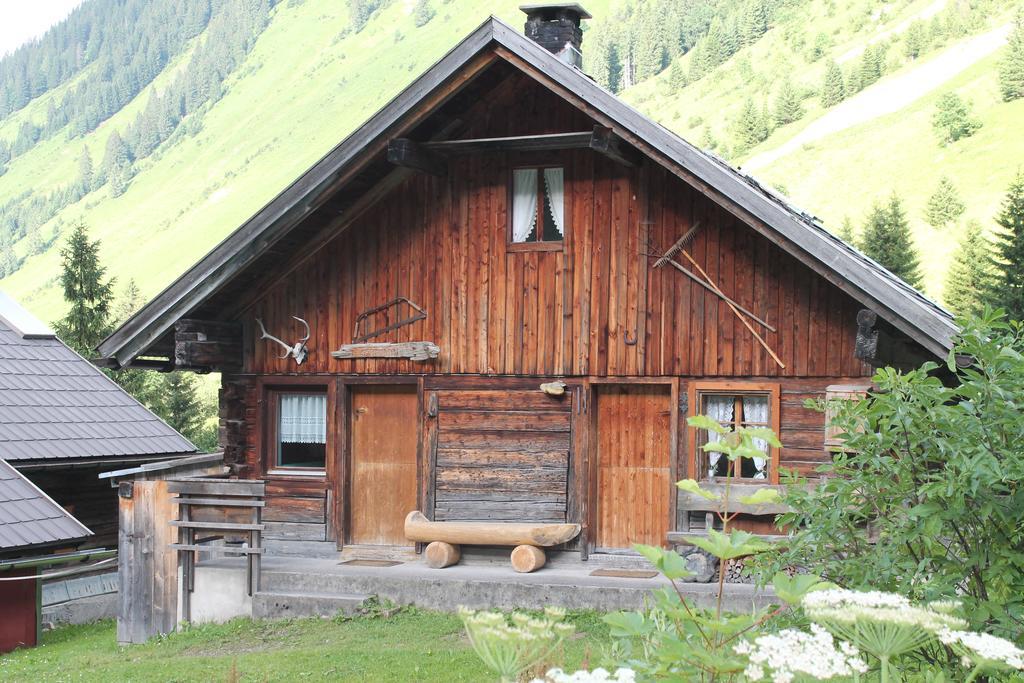 Apart-Alpin Stanzach Exteriör bild
